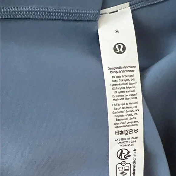 Lululemon NWT Glow Up HR Leggings 25" in Washed Denim Blue Size 8 - Picture 3 of 5